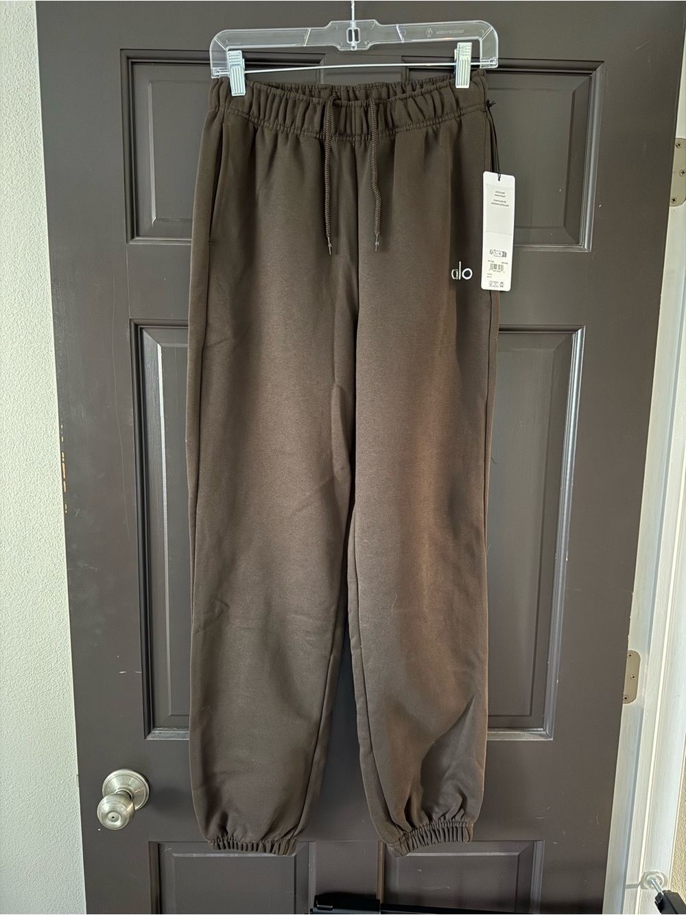 ALO Yoga Accolade Sweatpants Jogger Espresso Brown XS XSmall NWT New